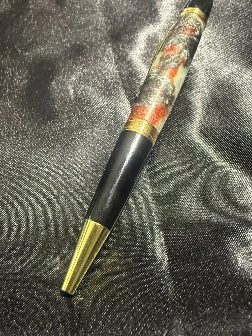 Sierra Style Ballpoint Pen in Mosaic colors and Gold Finish &Parker Style Ink